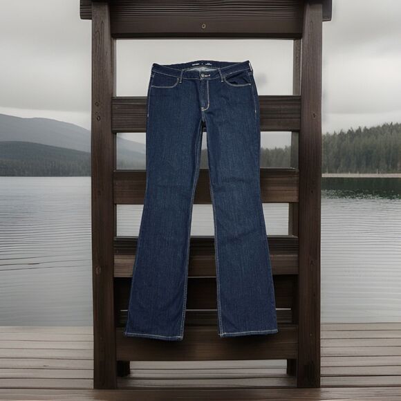 Old Navy Mid Rise Wow Bootcut Jeans 12 (32x31.5) Dark Wash Blue Stretch Womens - Picture 1 of 9